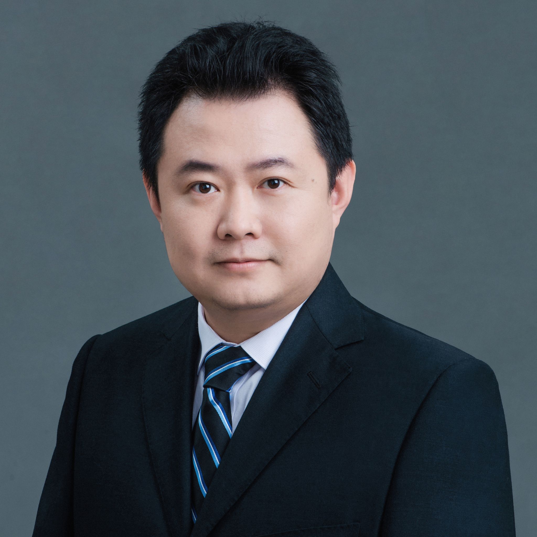 王征-人工智能学院
